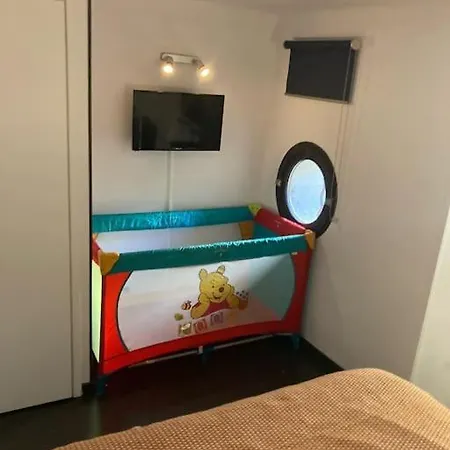 Centre-ville De 100 M Apartmán