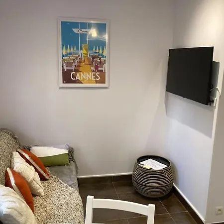 Centre-ville De 100 M * Cannes